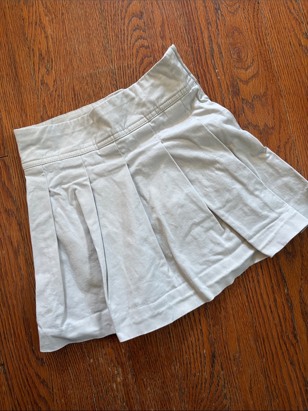EUC Tommy Bahama khaki skirt